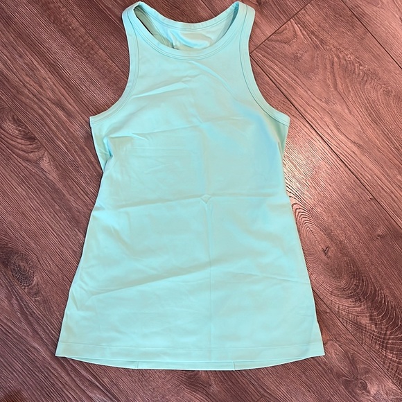 Lululemon high neck tank - Picture 1 of 3